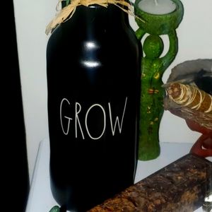 Grow Ceramic vase